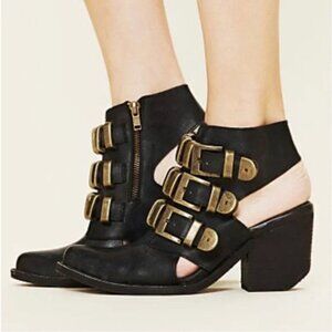 Jeffrey Campbell Tripoli Buckle Suede Gold Brass Cutout Black Boot Size 8